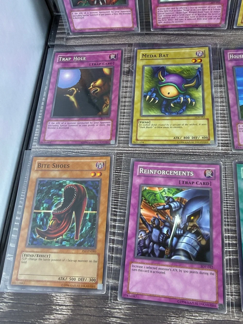 Yu-Gi-Oh! Lot of 20 Vintage Cards • Mixed Monsters/Spells/Traps